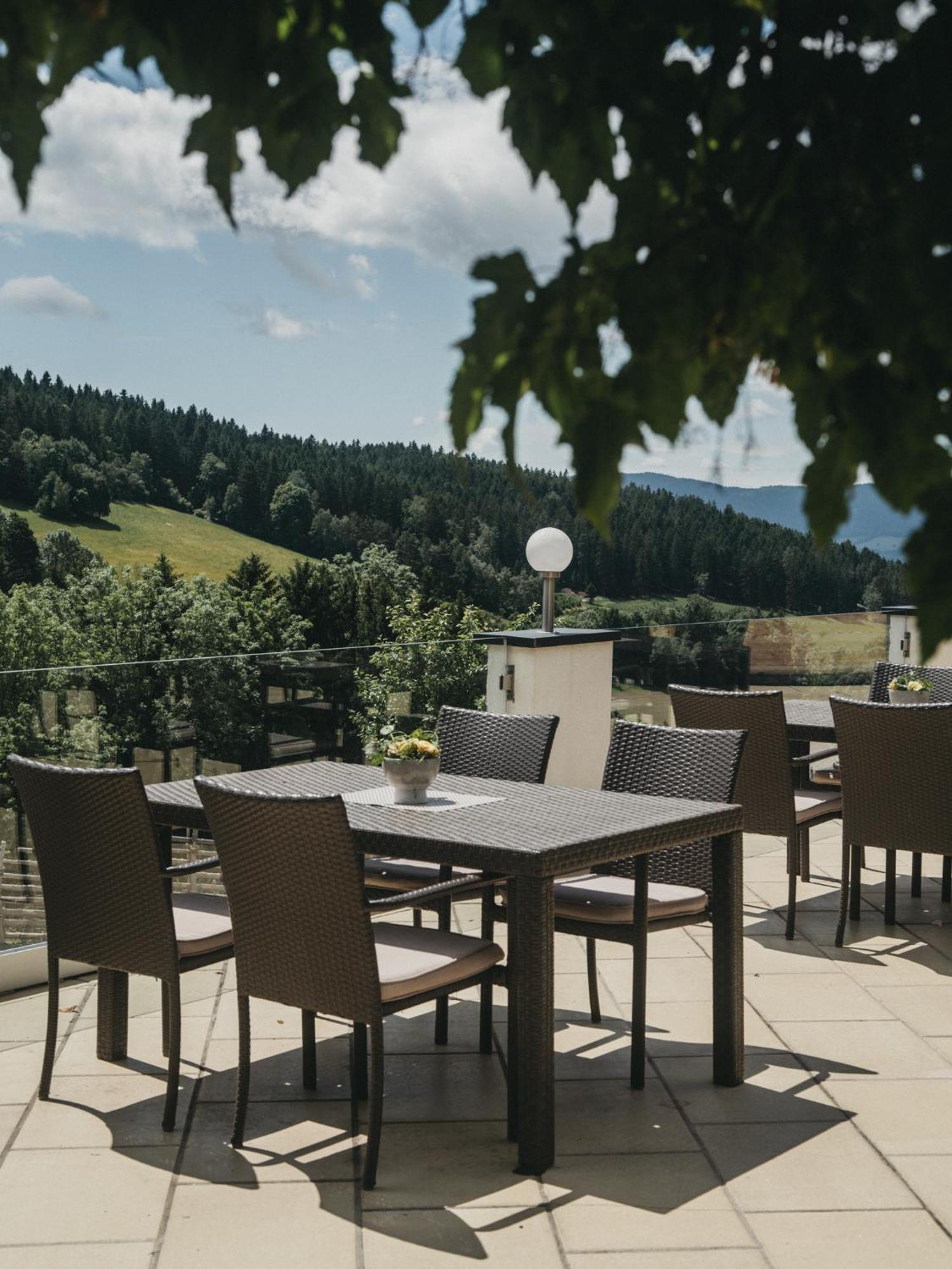 Hotel Muhr Pöllauberg Екстериор снимка